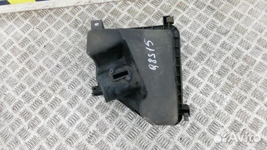 Корпус воздушного фильтра toyota avensis T27 (98S1