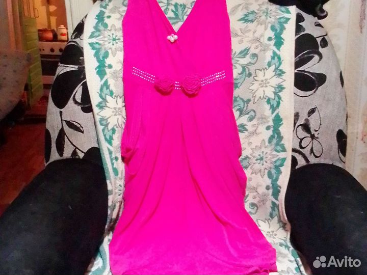 Подаётся платье