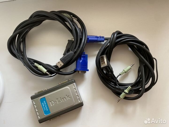 KVM переключатель D-Link KVM-221