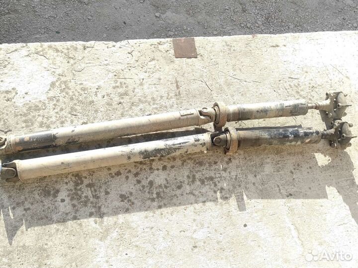 Карданный вал ваз 2107 2 шт б/у