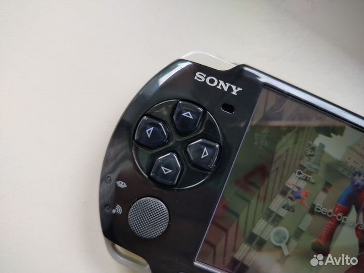 Sony PSP 3008 много игр