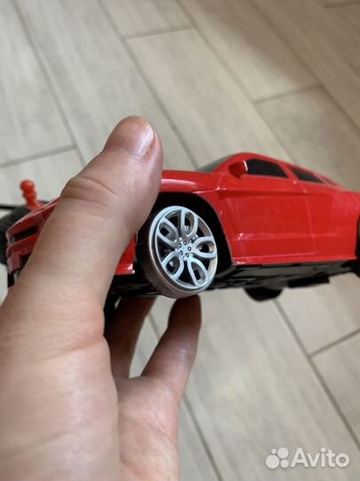 Машина на радиоуправлении