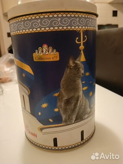 Жестяная банка для корма