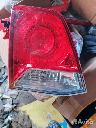 Фонарь внутренний Toyota Land Cruiser 200 2012-14