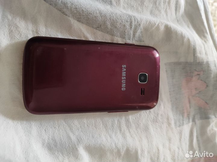 Телефон Samsung