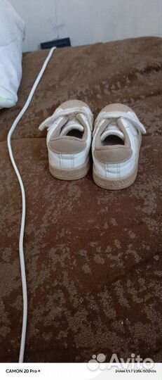 Кроссовки детские