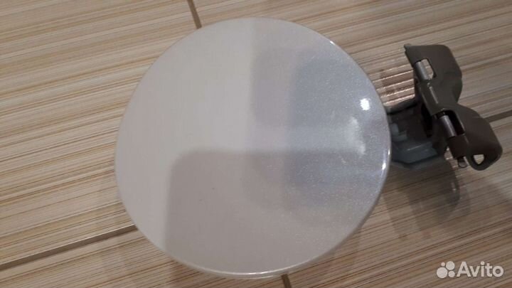 Лючок бензобака Mitsubishi ASX