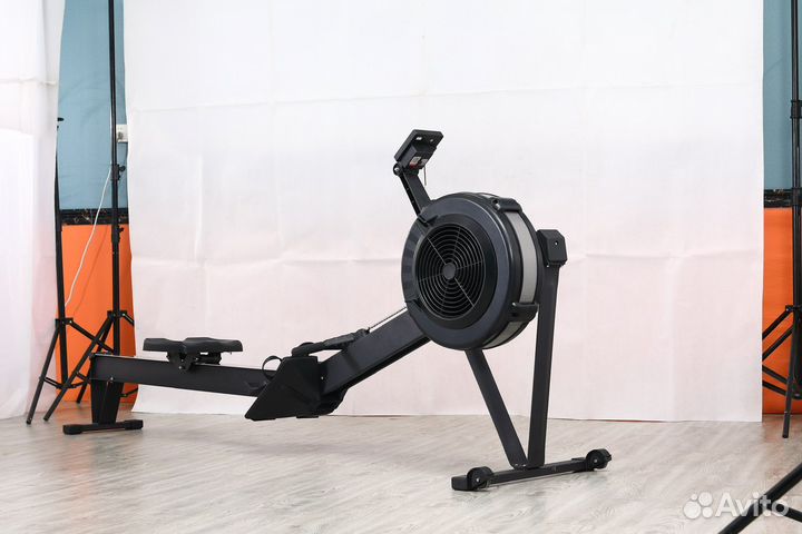 Гребной тренажер