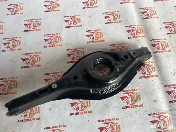 Рычаг поперечный задний левый Mazda 3 BM седан PY