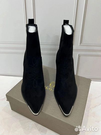 Казаки женские демисезонные