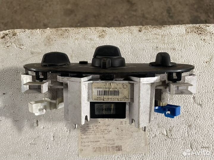 Блок управления отопителем Renault 6001551698