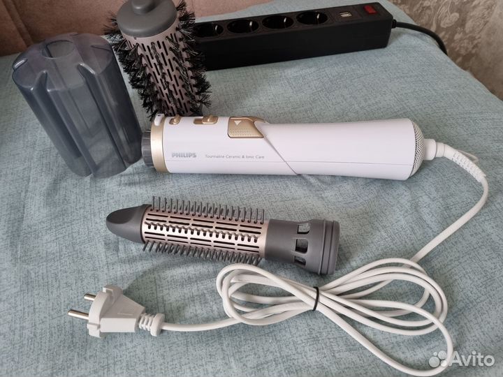 Фен-щетка philips вращающийся с 2 мя насадками