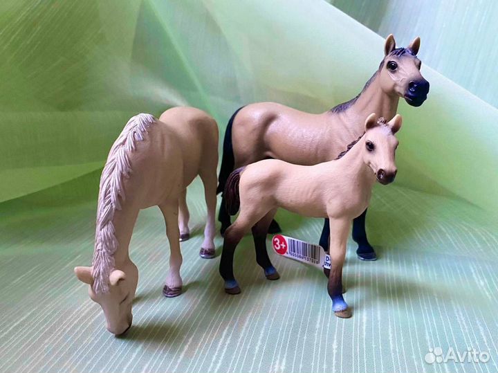 Семьи лошадей Schleich