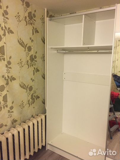 Шкаф купе с зеркалом