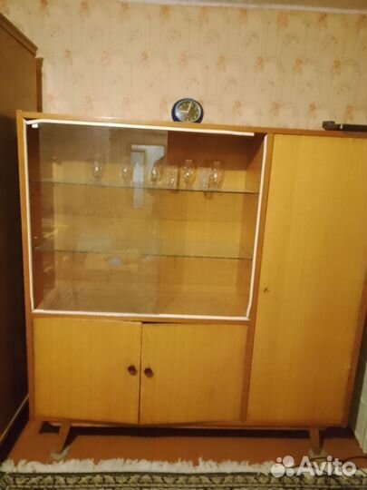 Буфеты и серванты