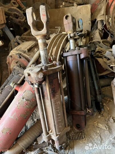 Цилиндр гидравлический