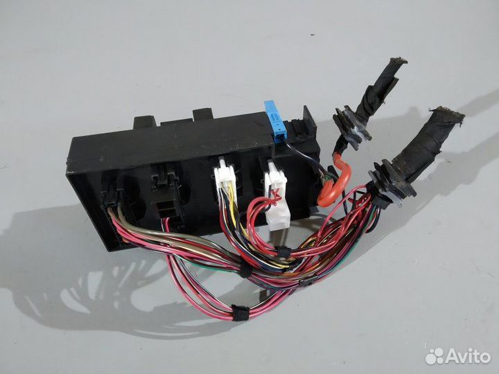 Блок предохранителей передний Mercedes Ml-Class