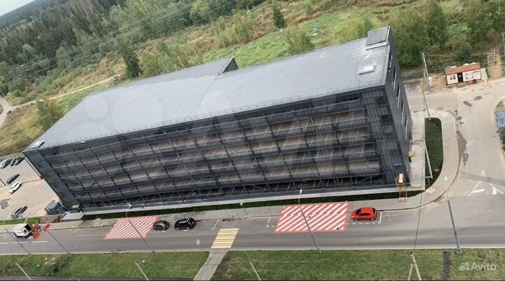 Машиноместо, 14 м²