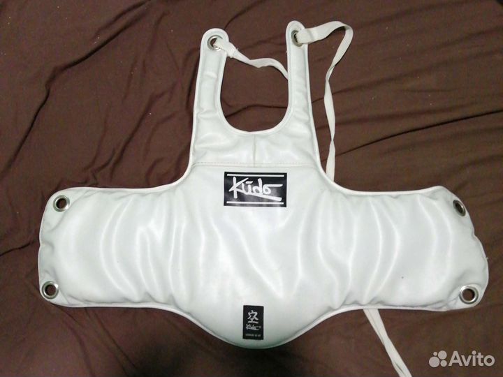 Жилет (кираса), защита голени и перчатки