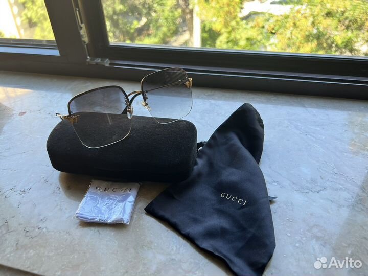 Солнцезащитные очки gucci