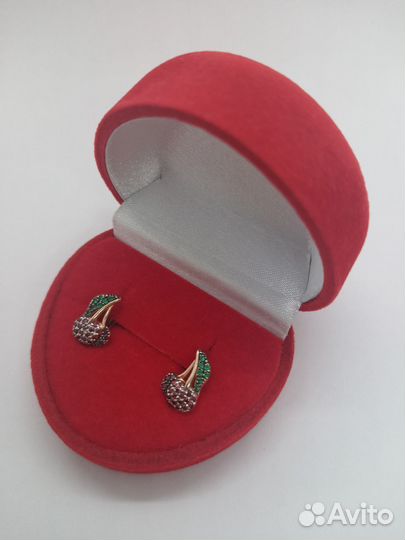 Золотые серьги (км)