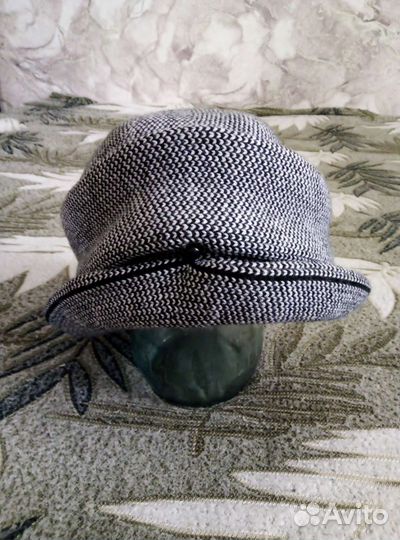 Шляпа женская теплая