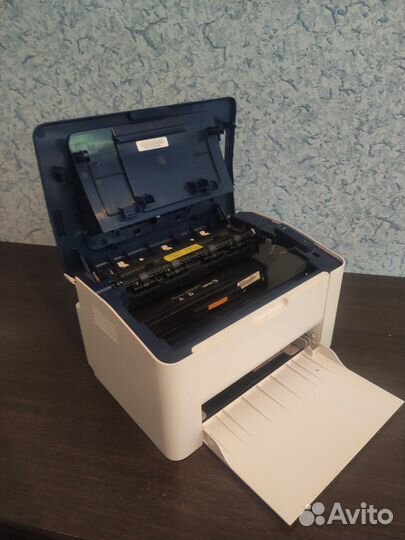 Принтер чёрно-белый. Xerox Phaser 3020