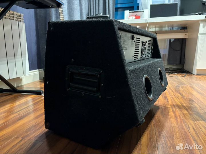 Laney Rb7 Bass Combo Продажа/Обмен