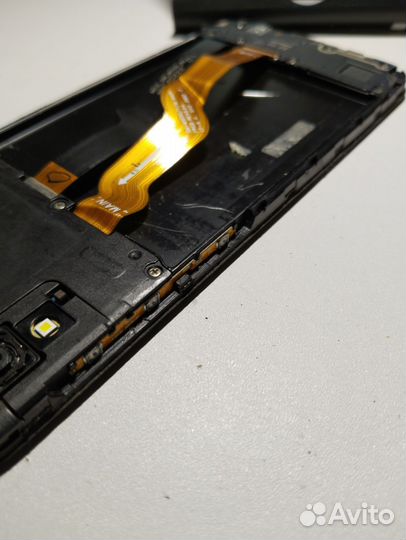 Samsung Galaxy A10, 2/32 ГБ
