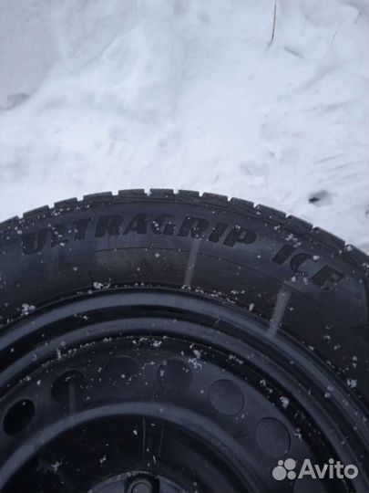 Goodyear UltraGrip 225/65 R17
