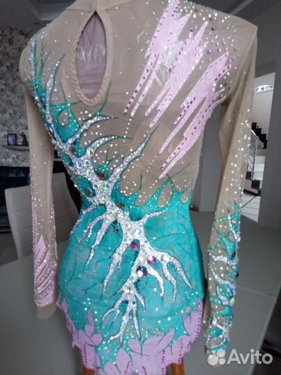 Купальник для художественной гимнастики