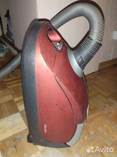 Пылесос Miele бу