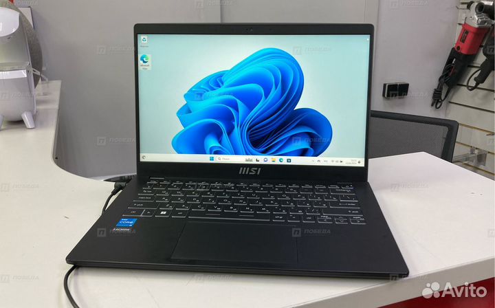 Ноутбук MSI i3-1215U/8RAM/SSD (М100)