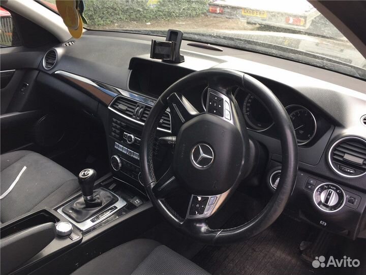 Разбор на запчасти Mercedes C W204