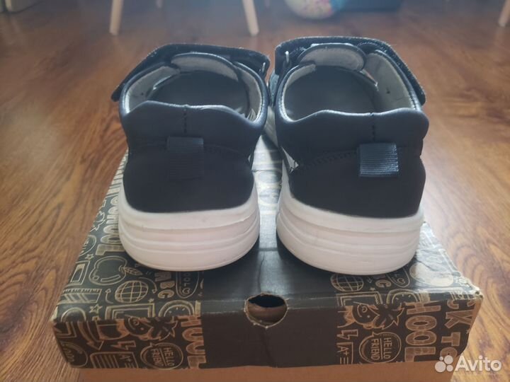 Туфли открытые для мальчика
