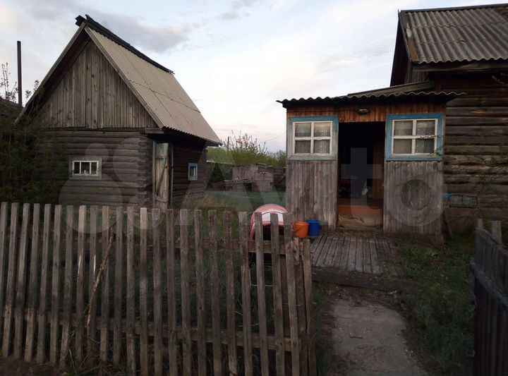 Дом 35 м² на участке 6 сот.