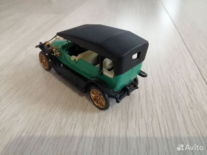 Модель 1:43 Руссобалт А22