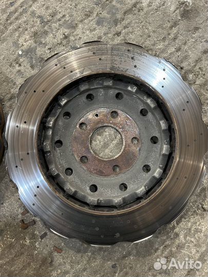 Продам передние тормозные диски для Ауди RSQ3рску3