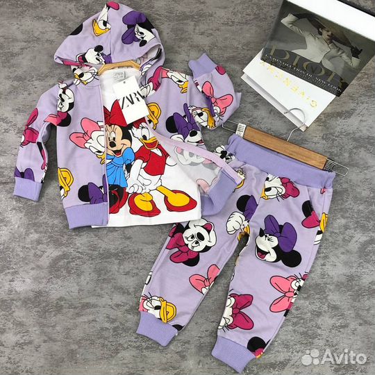 Костюм тройка