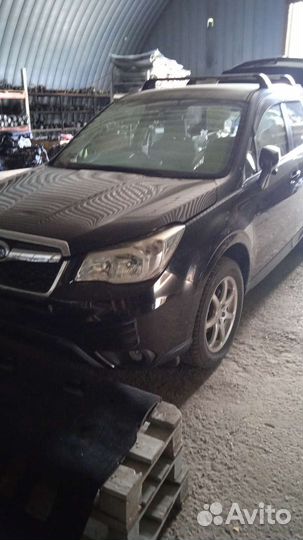 В разборе subaru forester SJ 12-15г