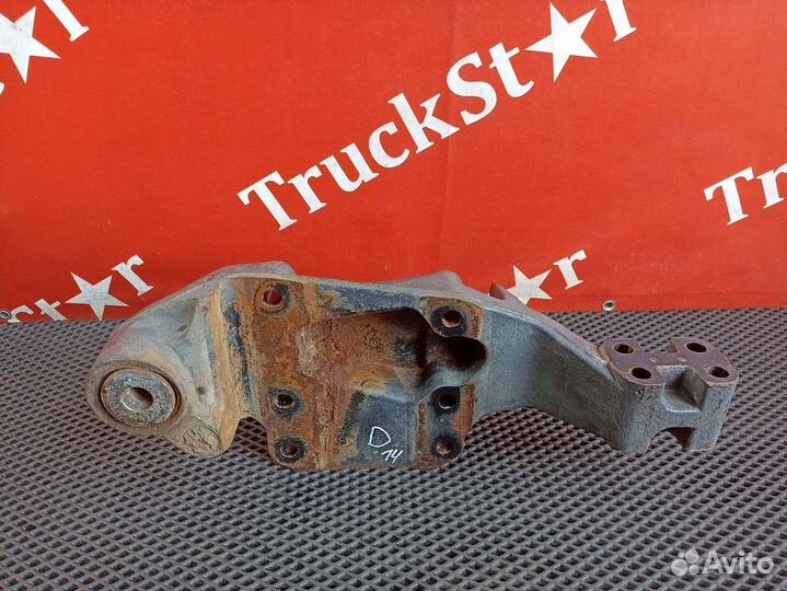 Кронштейн передней рессоры левый Daf XF105
