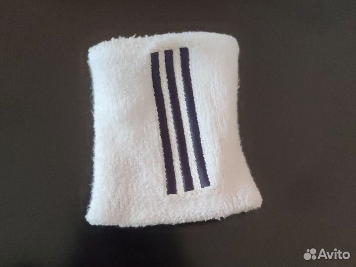 Adidas напульсник для тенниса