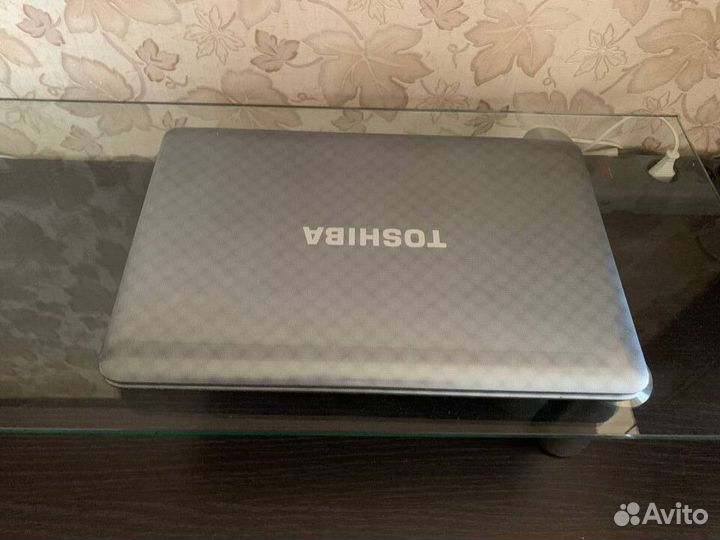 Ноутбук Toshiba satellite l755d