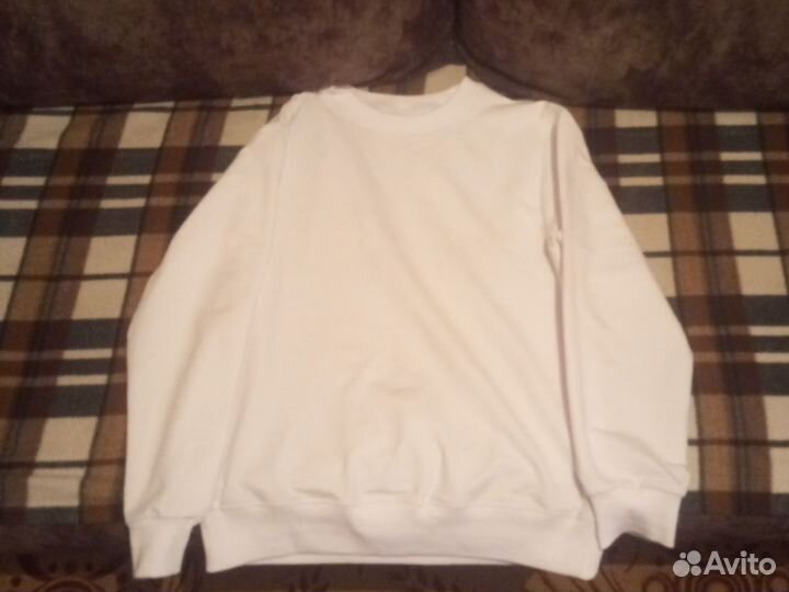 Свитшот женский оверсайз