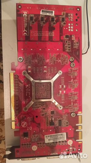 Материнская плата с процессором и памятью