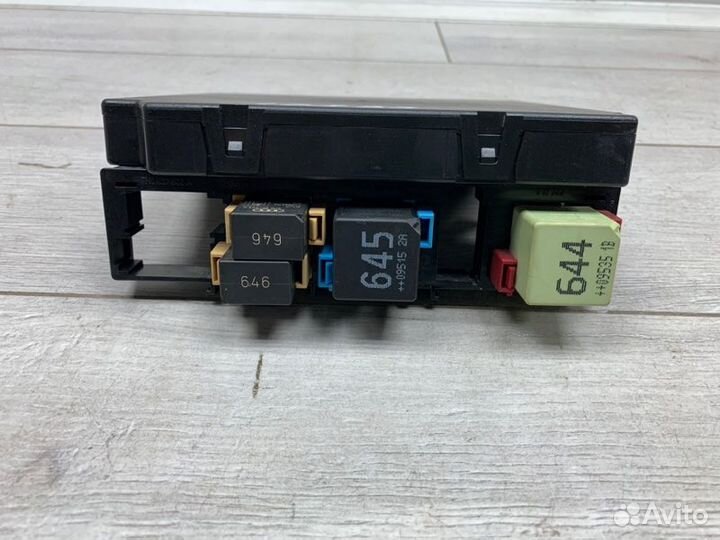 Блок комфорта Volkswagen Golf хэтчбек cayb 2010