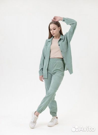 Костюм женский вельветовый