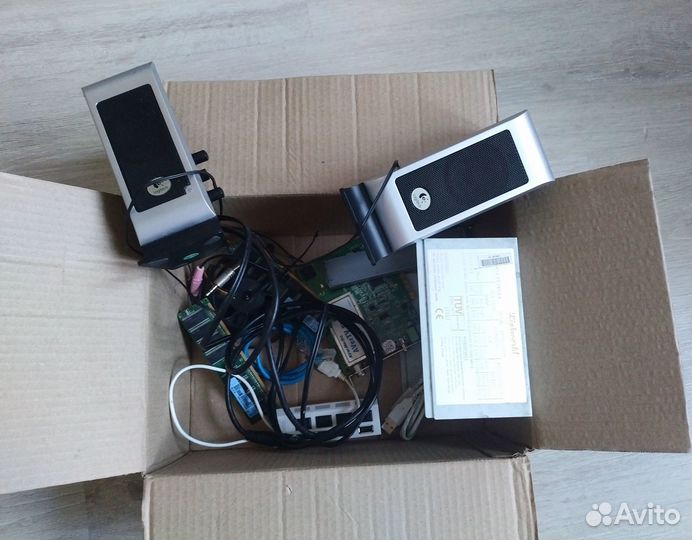 Комплектующие к Компьютеру Logitech