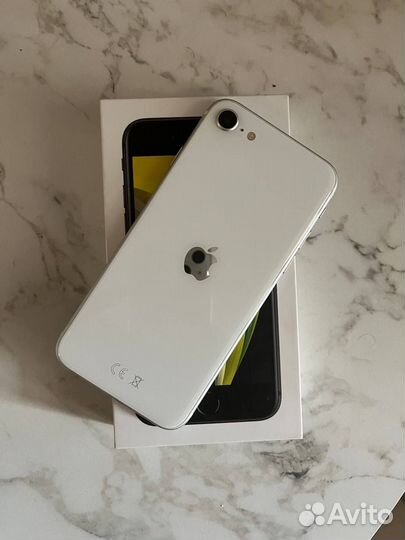 iPhone SE (2022), 64 ГБ