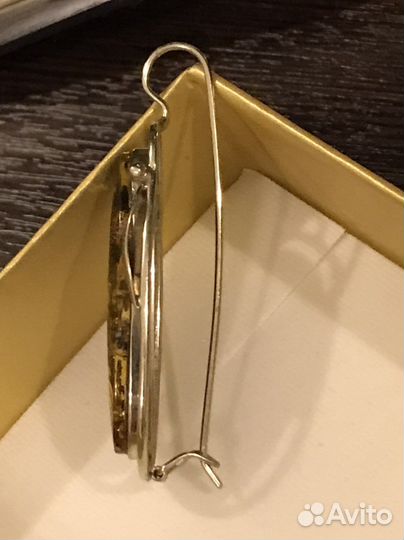 Комплект с зелёным янтарём в мельхиоре